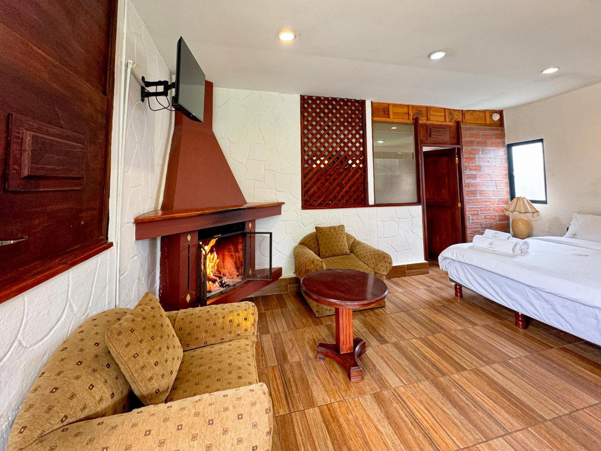 Villa Mckay'S Quinta à Yaruqui Extérieur photo